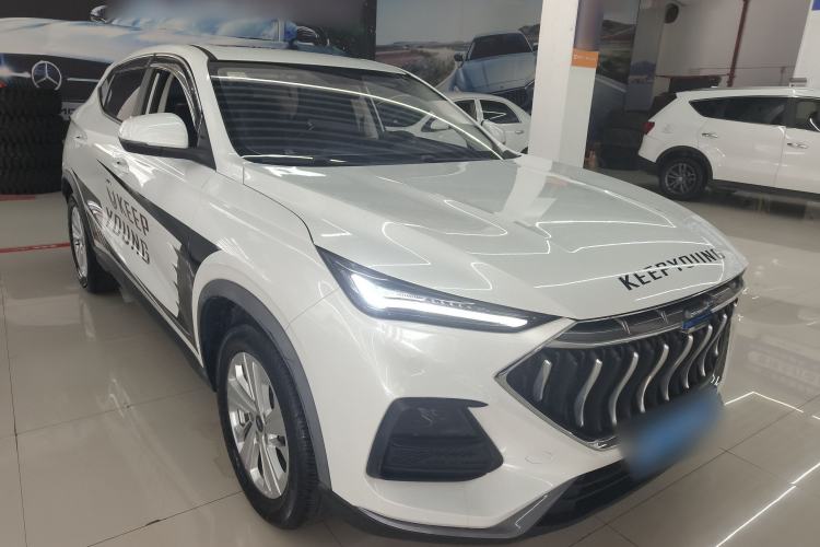 Used CHANGAN OSHAN X5 2021 Revised Version 1.6L Manual Luxury Edition Front Right 45 Deg