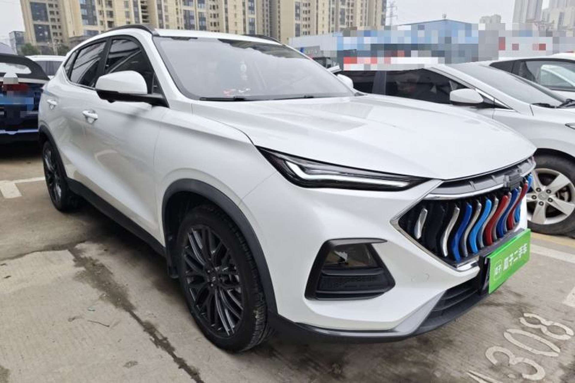 Used CHANGAN OSHAN X5 2021 1.5T DCT Flagship Edition Front Right 45 Deg