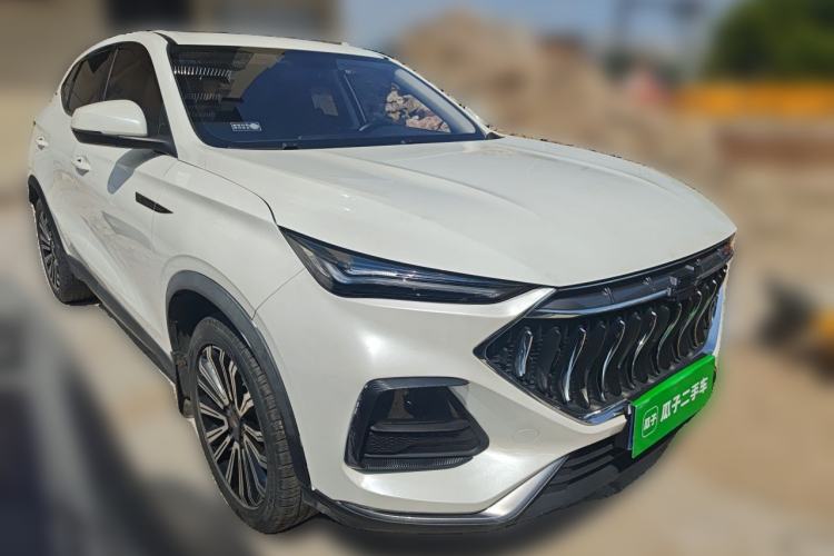 Used CHANGAN OSHAN X5 2021 Revised Version 1.5T DCT Luxury Edition Front Right 45 Deg