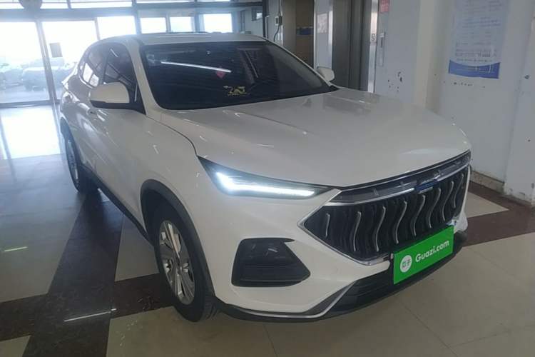 Used CHANGAN OSHAN X5 2021 1.6L CVT Luxury Model Front Right 45 Deg
