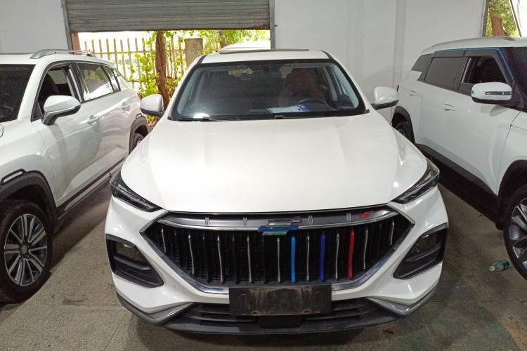 Used CHANGAN OSHAN X5 2021 1.5T DCT Prestige Edition Front
