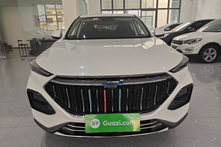 Used CHANGAN OSHAN X5 2021 Revised Version 1.6L Manual Luxury Edition Front