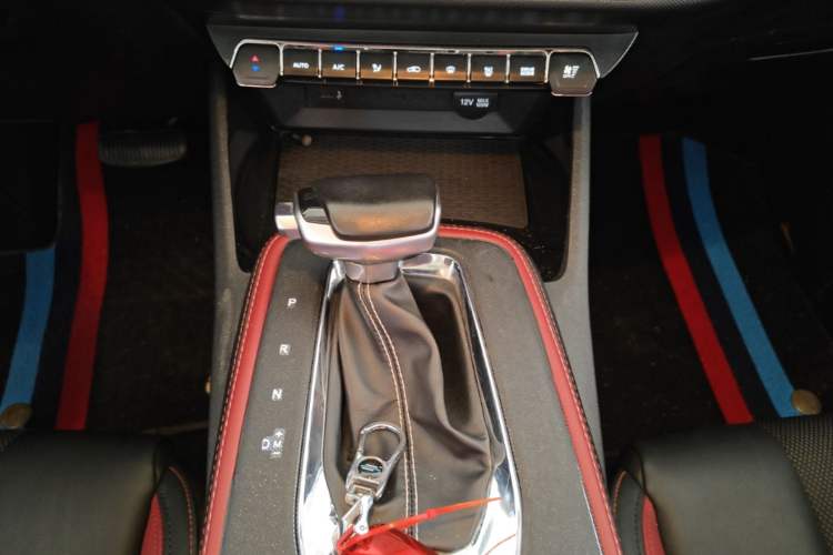 Used CHANGAN OSHAN X5 2021 Revised Version 1.5T DCT Luxury Edition Gear Lever