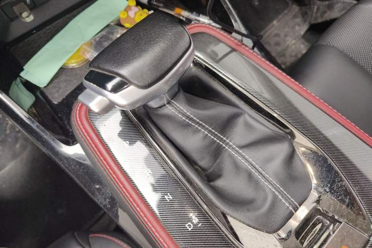 Used CHANGAN OSHAN X5 2021 1.5T DCT Prestige Edition Gear Lever