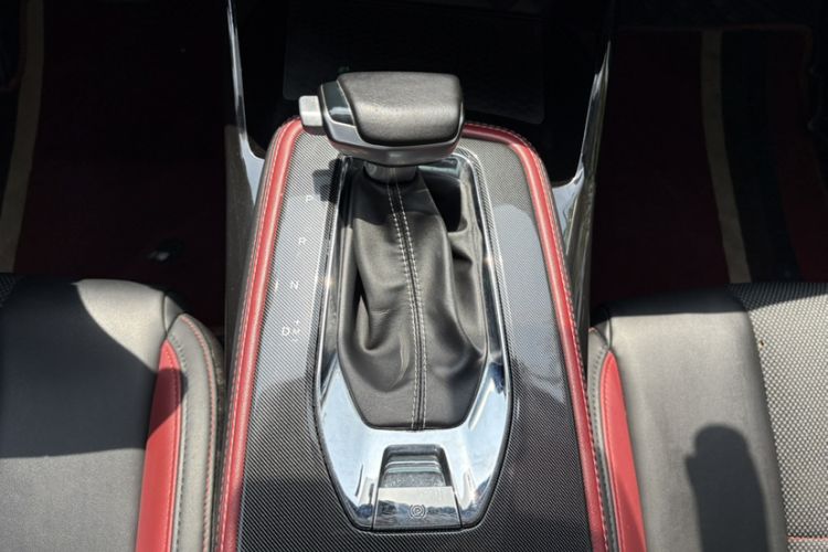 Used CHANGAN OSHAN X5 2021 Revised Version 1.5T DCT Luxury Edition Gear Lever
