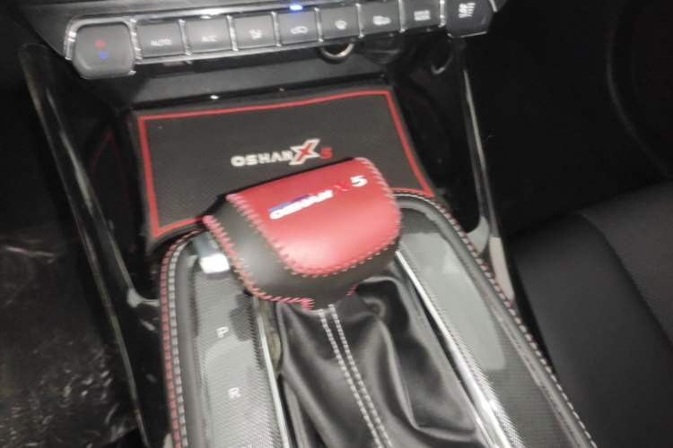 Used CHANGAN OSHAN X5 2021 1.5T DCT Prestige Edition Gear Lever