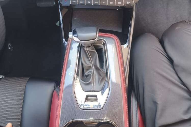 Used CHANGAN OSHAN X5 2021 1.5T DCT Flagship Edition Gear Lever