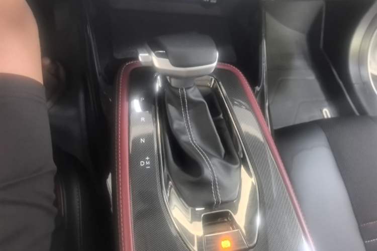 Used CHANGAN OSHAN X5 2021 1.5T DCT Flagship Edition Gear Lever