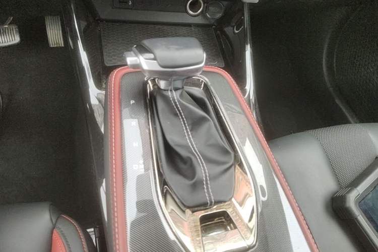 Used CHANGAN OSHAN X5 2021 1.5T DCT Flagship Edition Gear Lever