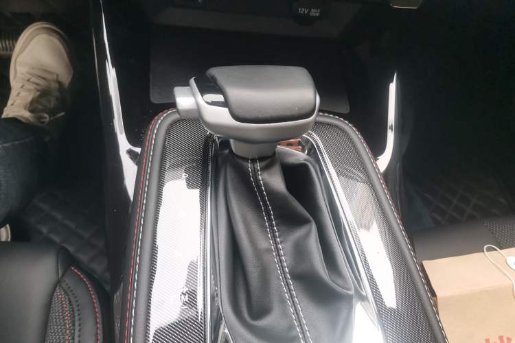 Used CHANGAN OSHAN X5 2021 Revised Version 1.5T DCT Luxury Edition Gear Lever
