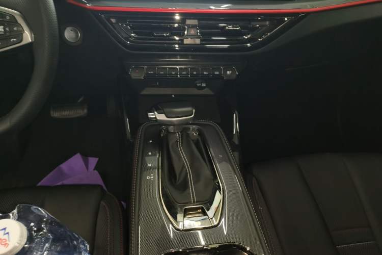 Used CHANGAN OSHAN X5 2021 1.5T DCT Flagship Edition Gear Lever