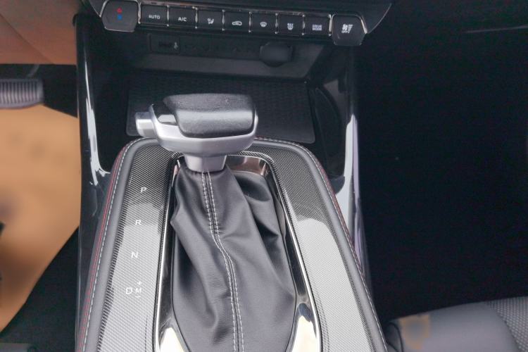 Used CHANGAN OSHAN X5 2021 1.6L CVT Comfort Model Gear Lever