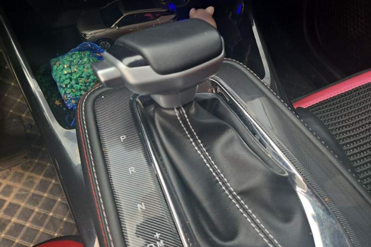 Used CHANGAN OSHAN X5 2021 1.5T DCT Prestige Edition Gear Lever