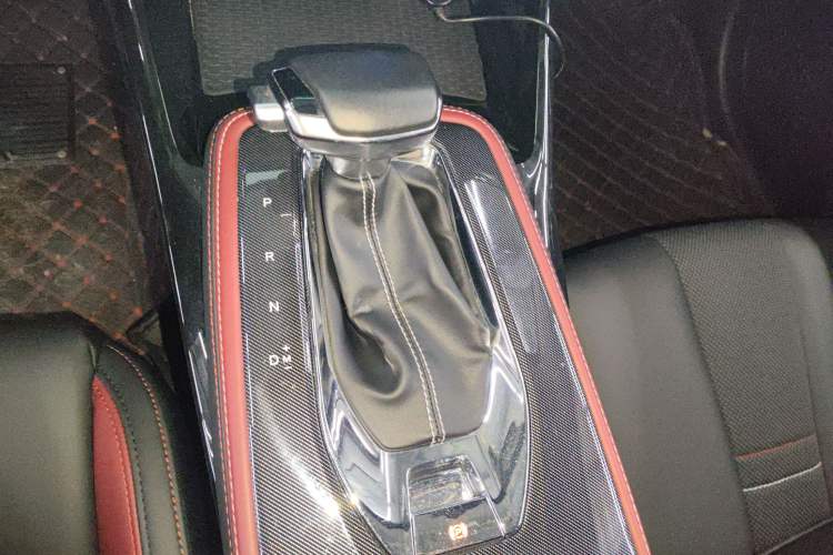 Used CHANGAN OSHAN X5 2021 1.5T DCT Prestige Edition Gear Lever