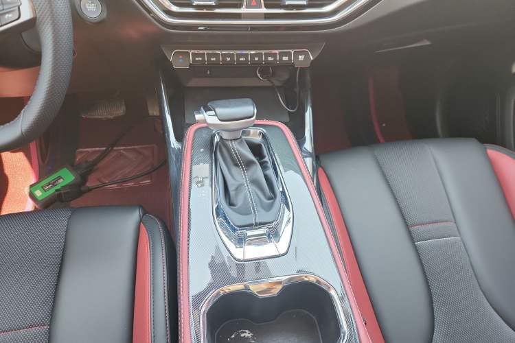 Used CHANGAN OSHAN X5 2021 1.5T DCT Prestige Edition Gear Lever