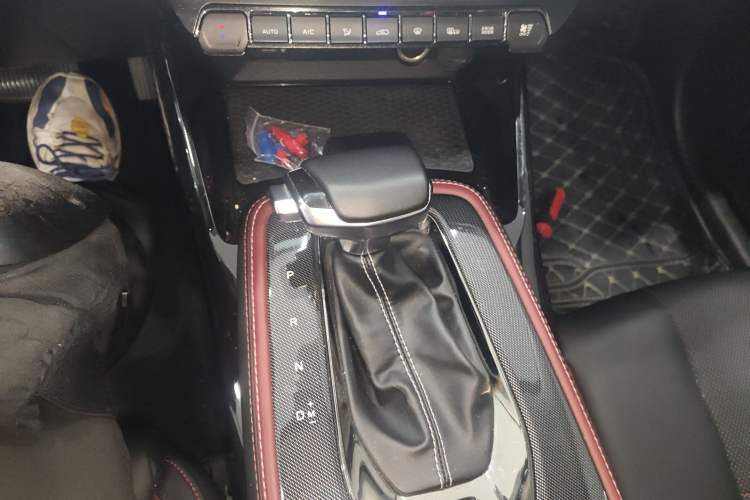 Used CHANGAN OSHAN X5 2021 1.5T DCT Flagship Edition Gear Lever