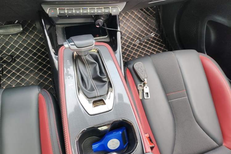 Used CHANGAN OSHAN X5 2021 1.5T DCT Prestige Edition Gear Lever