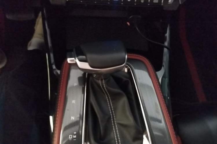 Used CHANGAN OSHAN X5 2021 1.5T DCT Luxury Edition Gear Lever