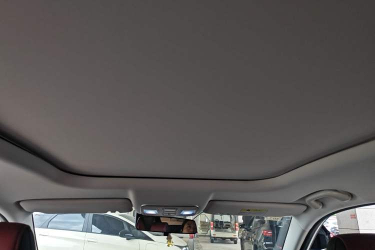 Used CHANGAN OSHAN X5 2021 1.5T DCT Prestige Edition Headliner