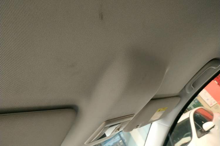 Used CHANGAN OSHAN X5 2021 1.6L CVT Comfort Model Headliner