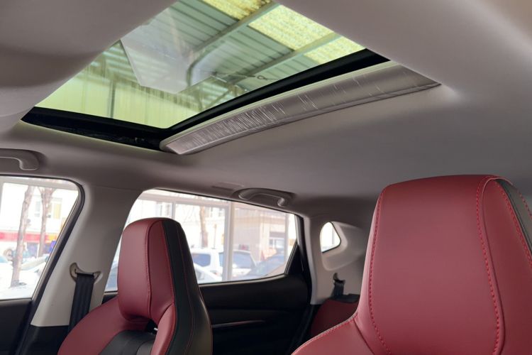 Used CHANGAN OSHAN X5 2021 Revised Version 1.5T DCT Luxury Edition Headliner