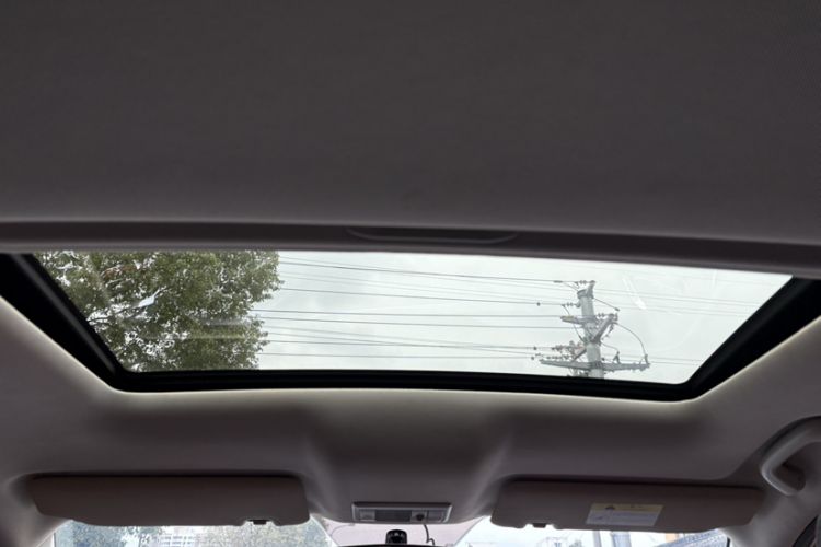 Used CHANGAN OSHAN X5 2021 Revised Version 1.5T DCT Luxury Edition Headliner