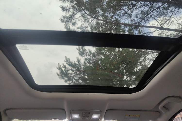 Used CHANGAN OSHAN X5 2021 1.5T DCT Luxury Edition Headliner