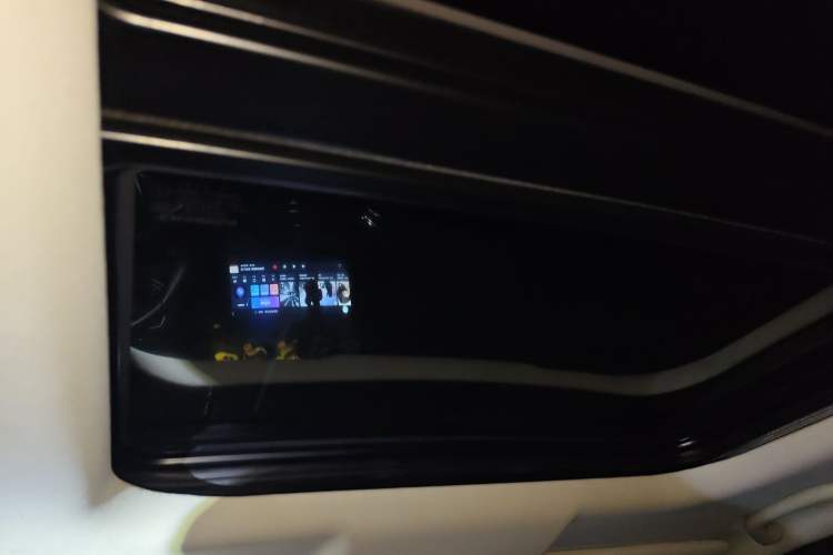 Used CHANGAN OSHAN X5 2021 1.5T DCT Flagship Edition Headliner