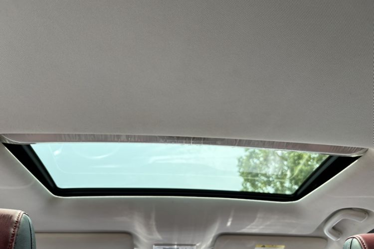 Used CHANGAN OSHAN X5 2021 Revised Version 1.5T DCT Luxury Edition Headliner