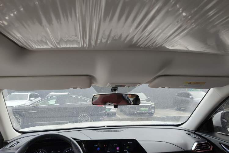 Used CHANGAN OSHAN X5 2021 Revised Version 1.5T DCT Luxury Edition Headliner