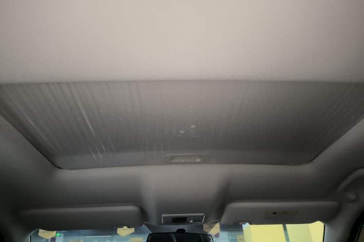 Used CHANGAN OSHAN X5 2021 1.5T DCT Luxury Edition Headliner