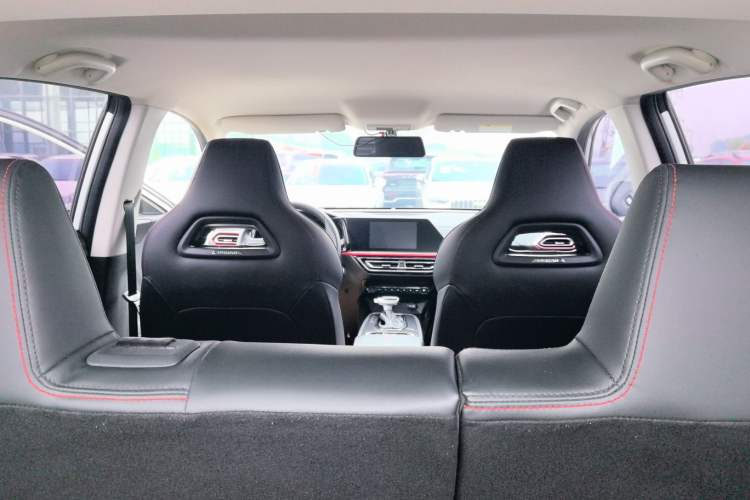 Used CHANGAN OSHAN X5 2021 1.6L CVT Comfort Model Headliner