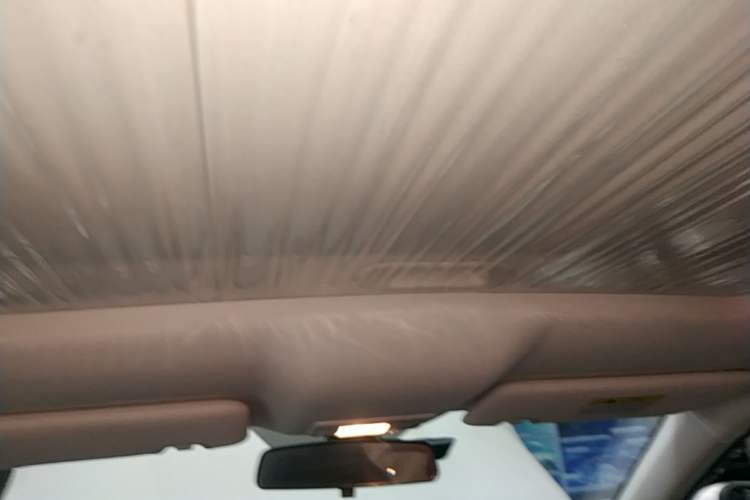 Used CHANGAN OSHAN X5 2021 Revised Version 1.5T DCT Luxury Edition Headliner