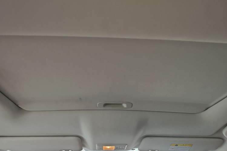Used CHANGAN OSHAN X5 2021 Revised Version 1.5T DCT Luxury Edition Headliner