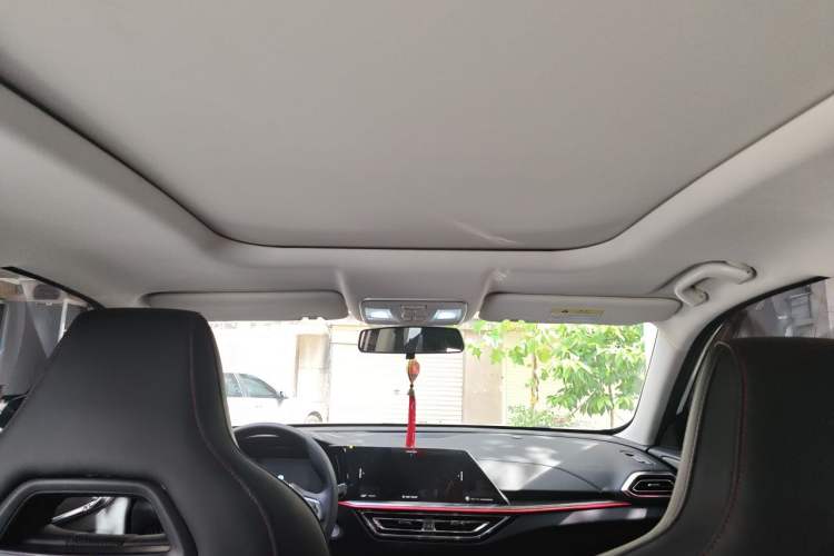 Used CHANGAN OSHAN X5 2021 1.6L CVT Flagship Model Headliner