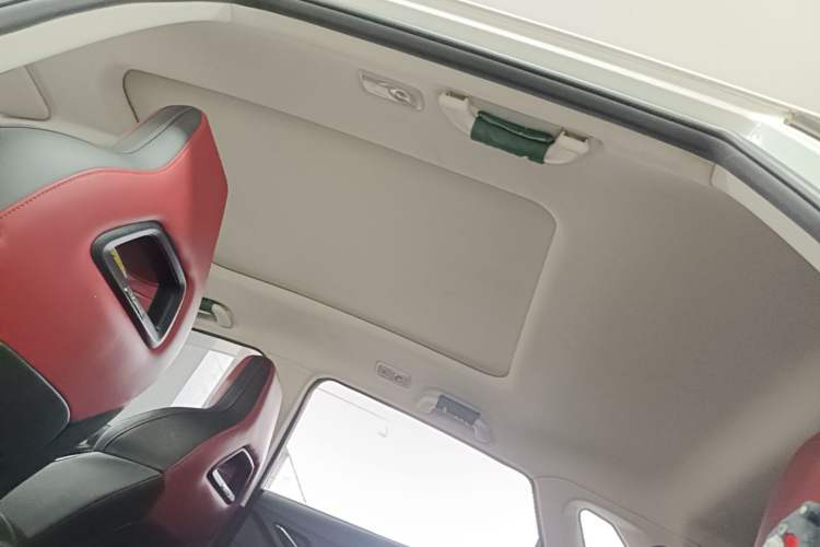 Used CHANGAN OSHAN X5 2021 1.5T DCT Prestige Edition Headliner
