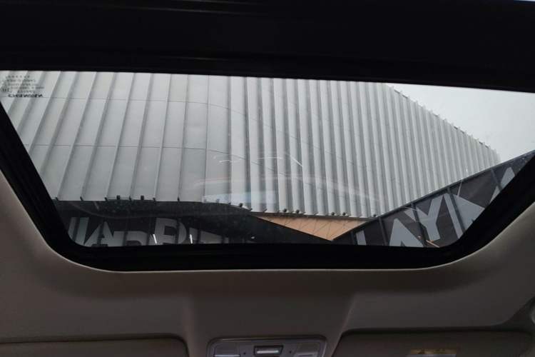 Used CHANGAN OSHAN X5 2021 1.6L CVT Comfort Model Headliner