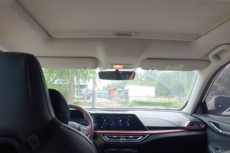 Used CHANGAN OSHAN X5 2021 Revised Version 1.5T DCT Luxury Edition Headliner