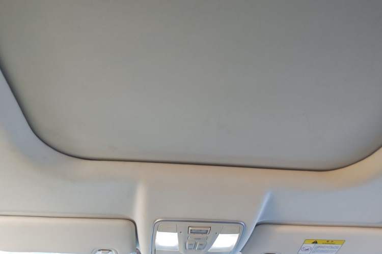 Used CHANGAN OSHAN X5 2021 1.5T DCT Prestige Edition Headliner