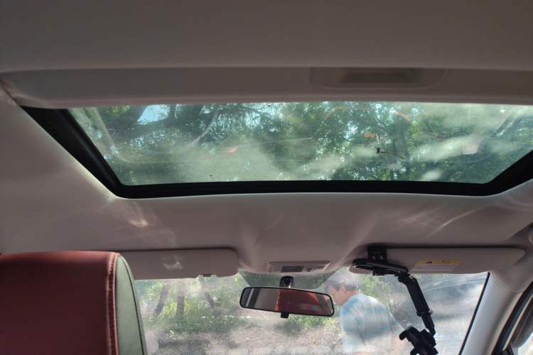 Used CHANGAN OSHAN X5 2021 Revised Version 1.5T DCT Luxury Edition Headliner