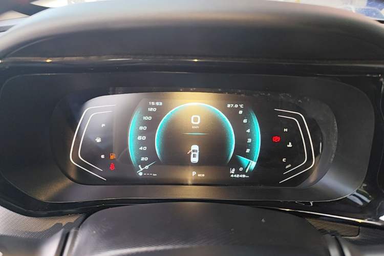 Used CHANGAN OSHAN X5 2021 1.5T DCT Flagship Edition Instrument Cluster
