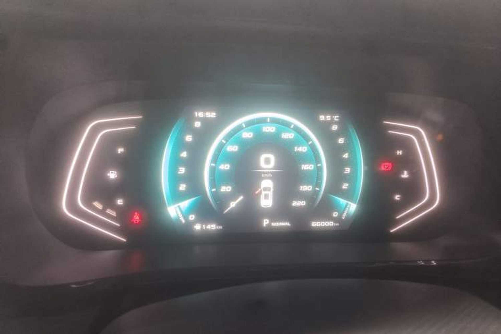 Used CHANGAN OSHAN X5 2021 1.5T DCT Prestige Edition Instrument Cluster
