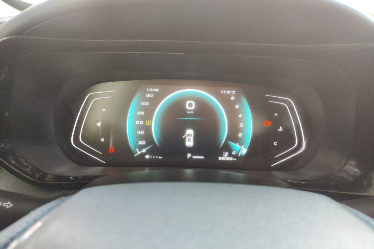 Used CHANGAN OSHAN X5 2021 1.5T DCT Flagship Edition Instrument Cluster