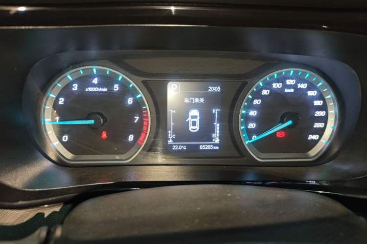 Used CHANGAN OSHAN X5 2021 Revised Version 1.5T DCT Luxury Edition Instrument Cluster
