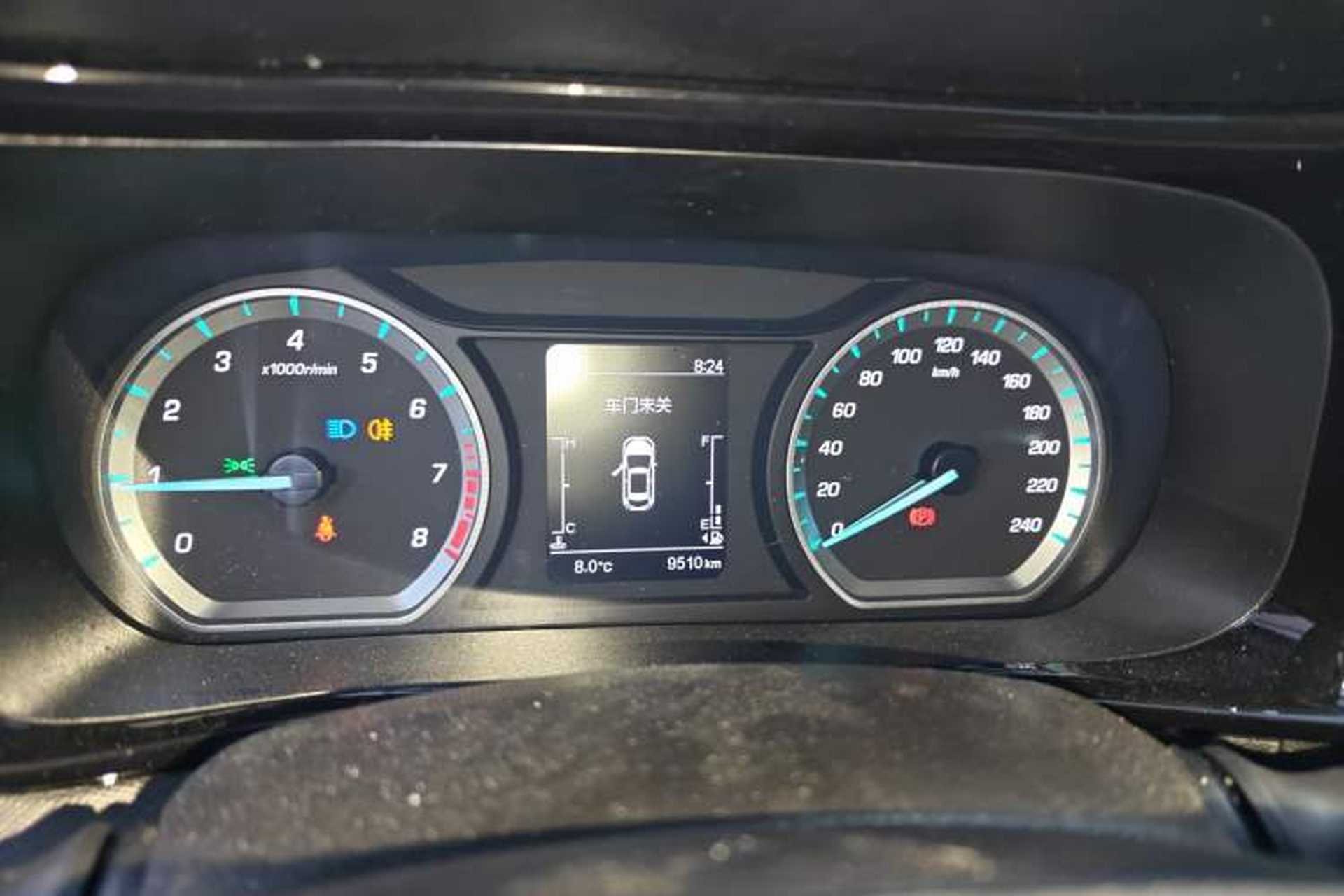 Used CHANGAN OSHAN X5 2021 Revised Version 1.5T DCT Luxury Edition Instrument Cluster