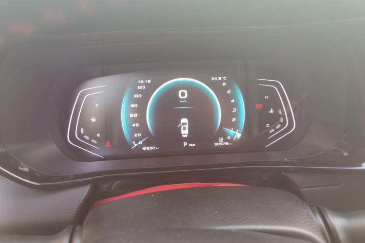 Used CHANGAN OSHAN X5 2021 1.6L CVT Flagship Model Instrument Cluster
