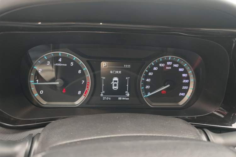Used CHANGAN OSHAN X5 2021 Revised Version 1.5T DCT Luxury Edition Instrument Cluster