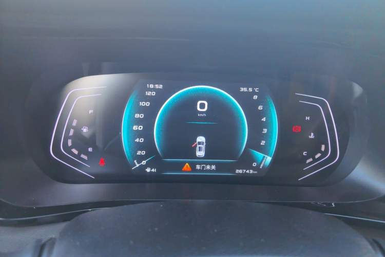 Used CHANGAN OSHAN X5 2021 1.5T DCT Prestige Edition Instrument Cluster