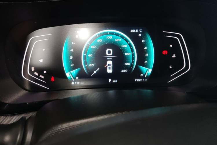 Used CHANGAN OSHAN X5 2021 1.5T DCT Prestige Edition Instrument Cluster