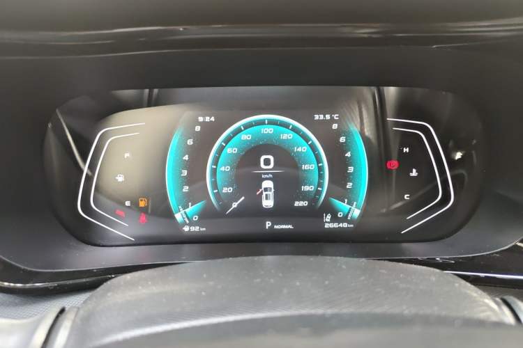 Used CHANGAN OSHAN X5 2021 1.6L CVT Flagship Model Instrument Cluster